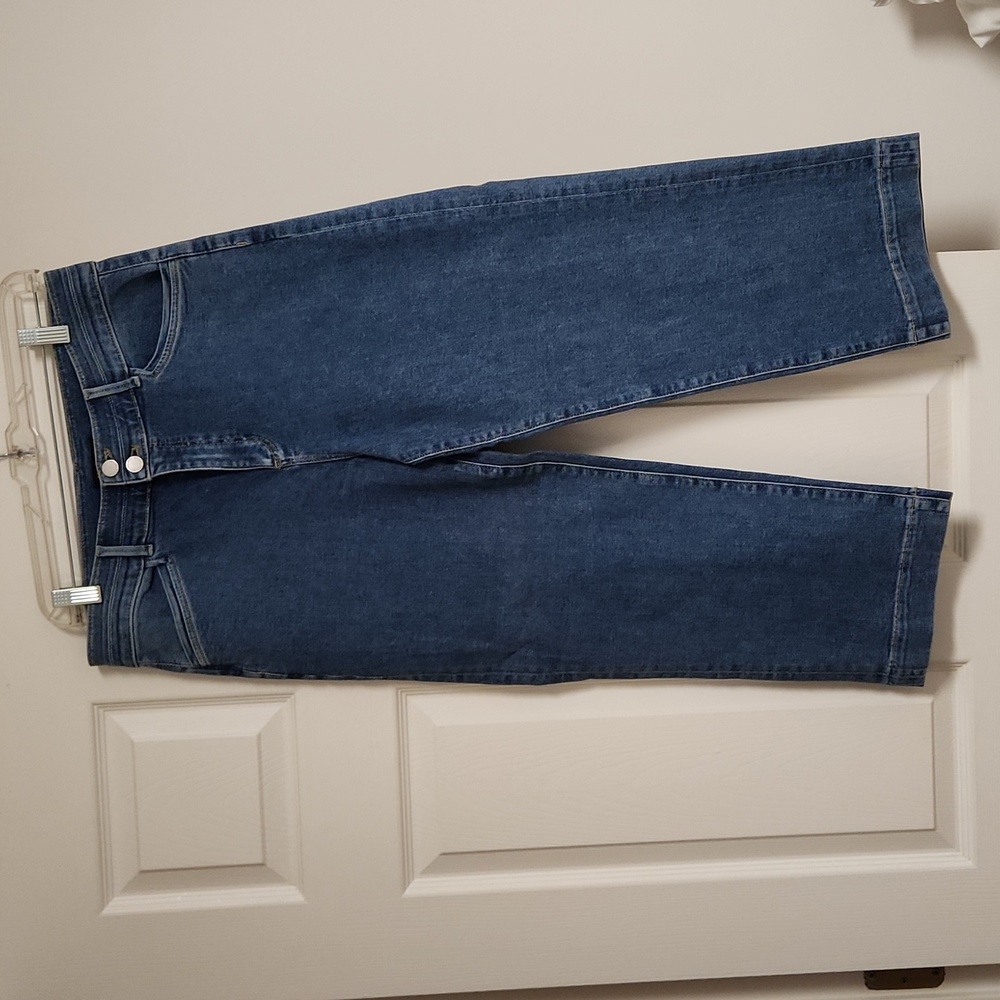 Ann Taylor Cropped jeans 👖 12P
